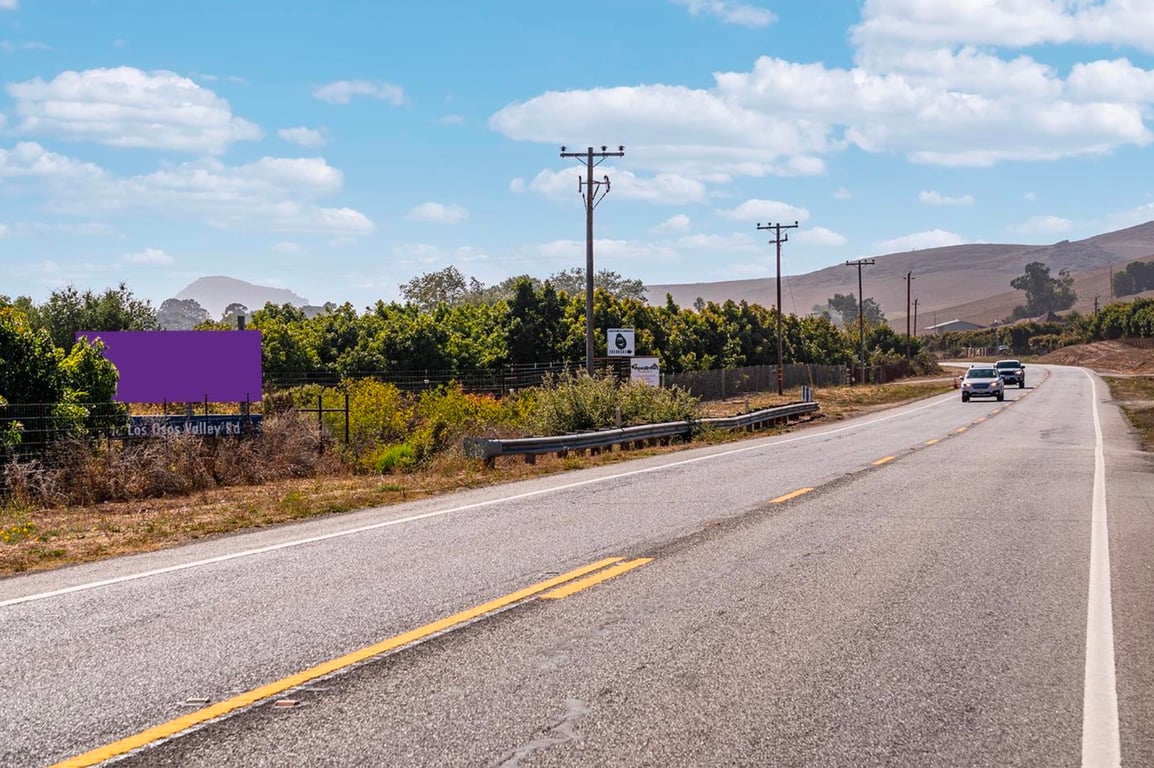 Hwy 41 2.4 mi E/O Hwy 1 S/S F/E Media