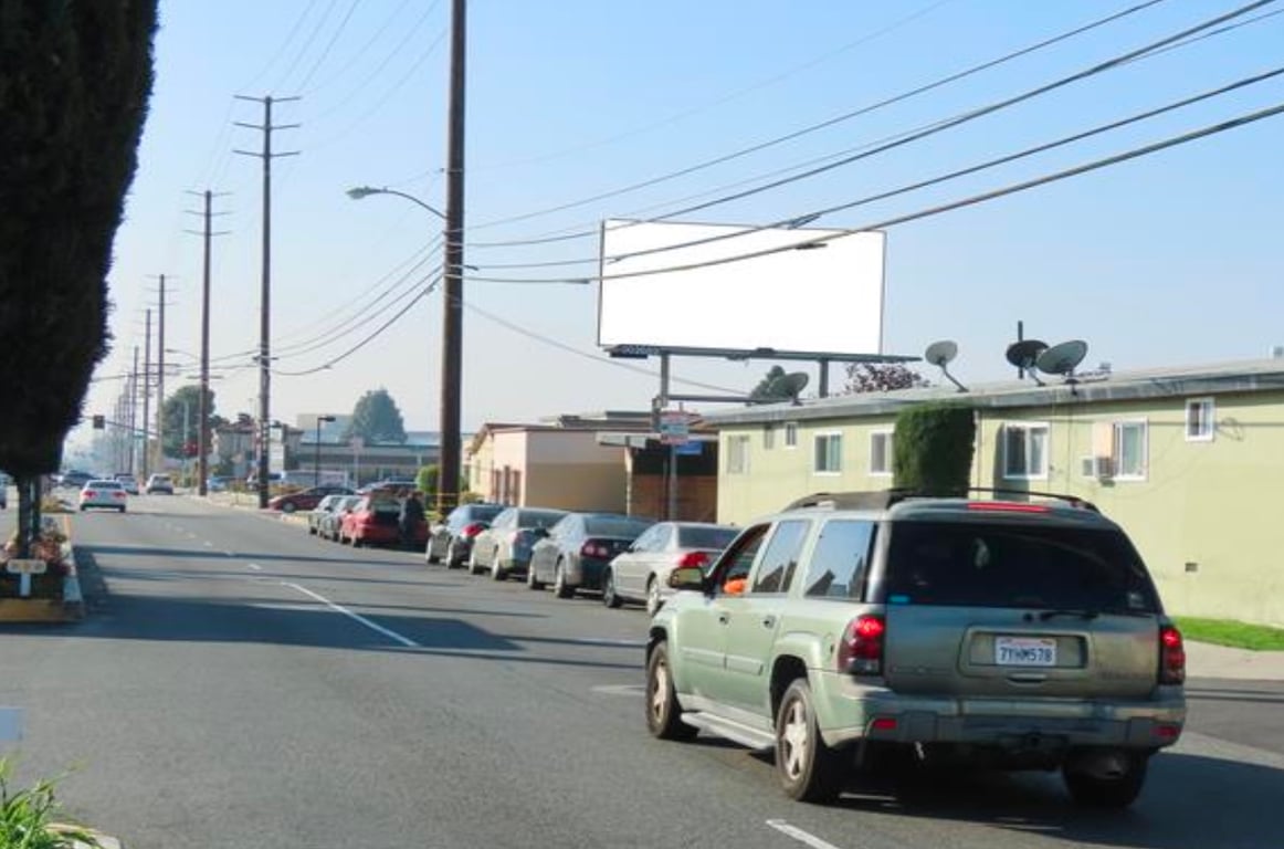 Location photo for S Inglewood Ave near Inglerose Center (Hawthorne)