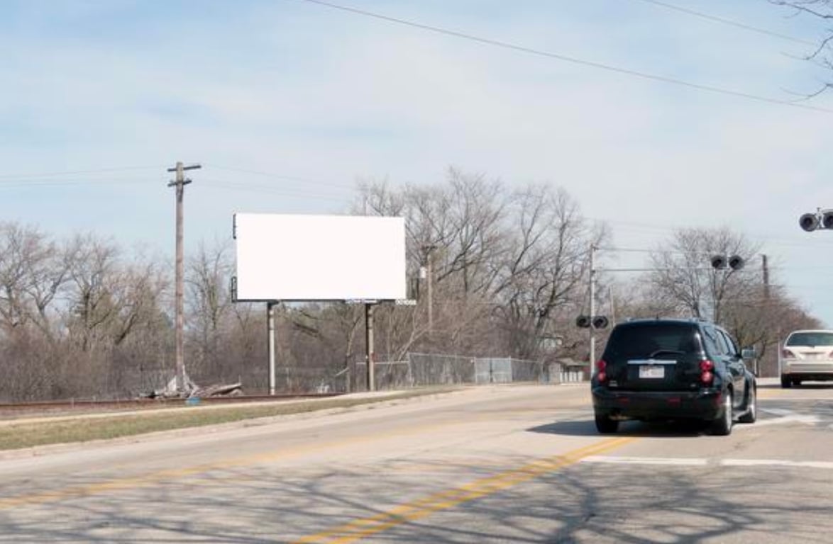 Location photo for W Bradley Rd near North Star Plaza, Granville Woods (Milwaukee)