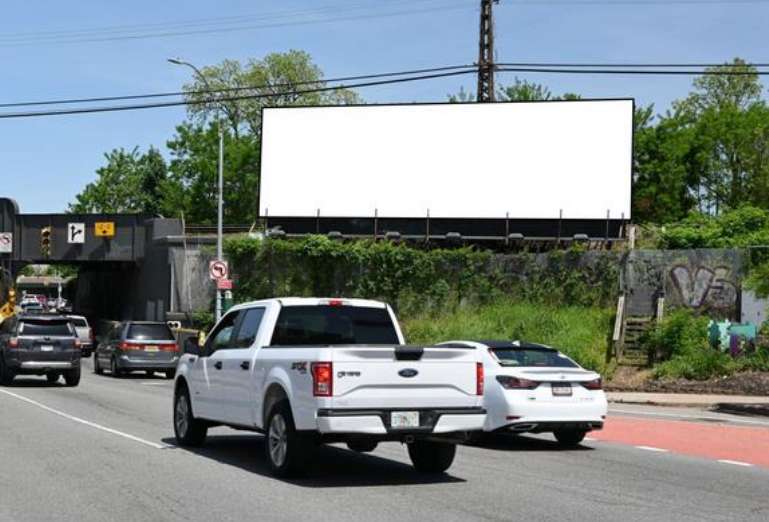 Location photo for Woodhaven Blvd near The Great Escape Room Queens, Rego Park (Queens County)