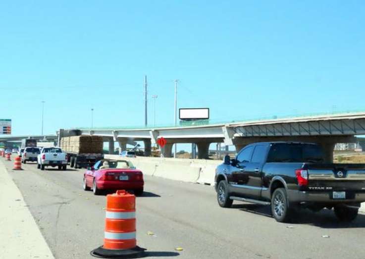 Location photo for Airport Fwy NS 50ft E/O Walton Walker (Loop 12) F/E - 2