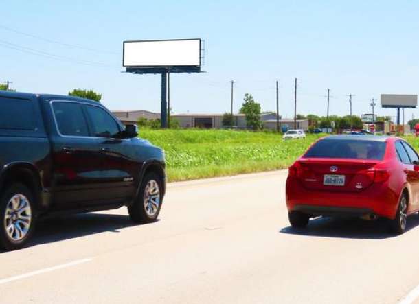 Location photo for Mustang Rd (Waxahachie)