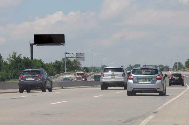 Rt 3 1000 ft W/O Rt 21 S/S F/E Media