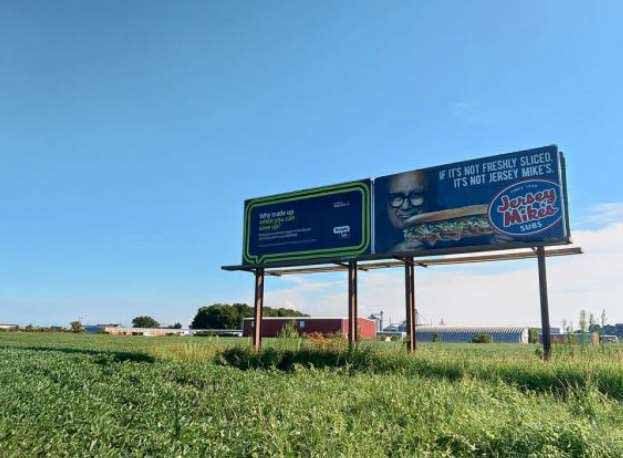 W/S US 17 S BUSINESS 1.3 MI S/O SR 1146 (left side) Media