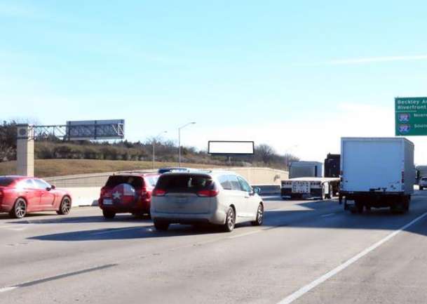 Location photo for Dallas Fort Worth Turnpike near Ft Worth @ Ih 30 - W - MB, West Dallas (Dallas)
