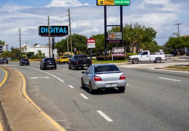 Location photo for Lee Rd near Lee Rd & Adanson St (Orlando)