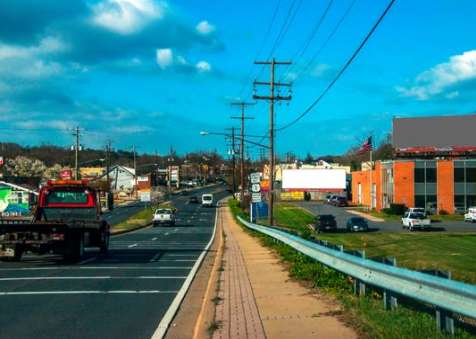 Location photo for Bladensburg Rd near Anacostia River Trail (Cottage City)