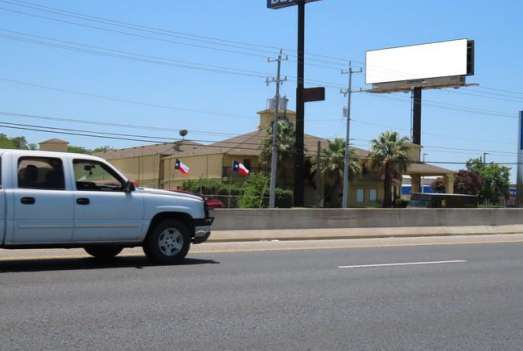 Location photo for I-35 N near Randolph Opposite Royal Haven, Northeast Side (San Antonio)