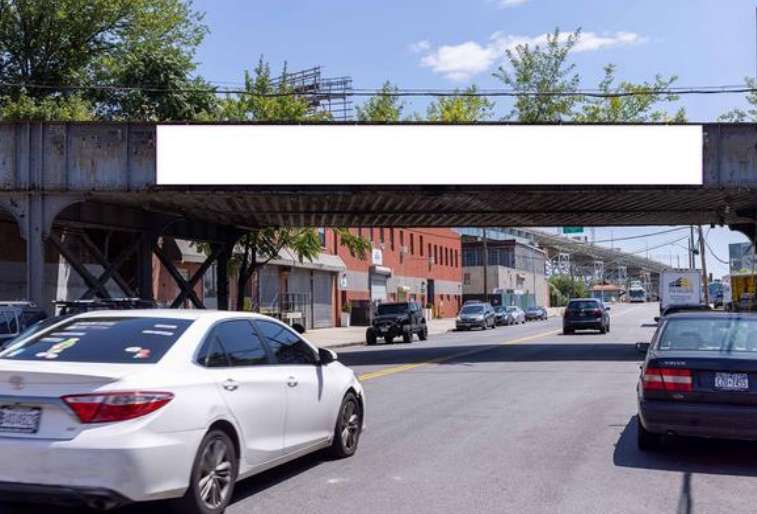 Location photo for Borden Ave near Hunterspoint Avenue, LIC (Queens County)