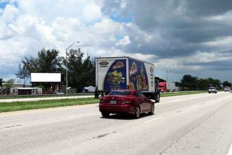 Location photo for NW South River Dr (Medley)