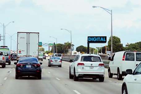 Location photo for NW 167th St near Palm Plaza (Hialeah)