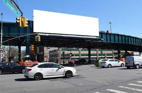 Location photo for Greenpoint Ave CL 0@ Queens Blvd F/S - 1