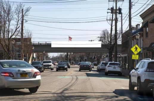 Location photo for E Hoffman Ave near Bright Auto Spares (Lindenhurst)