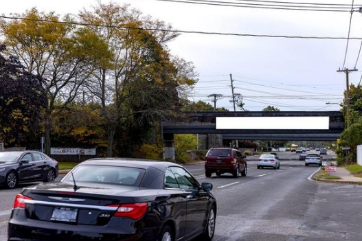 Location photo for Great East Neck Rd near Trolley Line Rd/Great East Neck Rd (West Babylon)