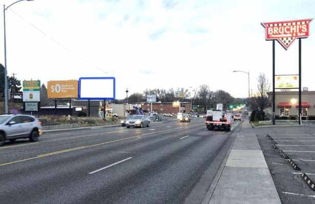 Location photo for W Kennewick Ave near Vista Way at Conway St (Kennewick)