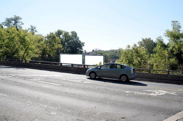 Location photo for Ingleside Ave near FOREST PARK AVE & PLEASANT ST sb, Gwynn Oak (Woodlawn)