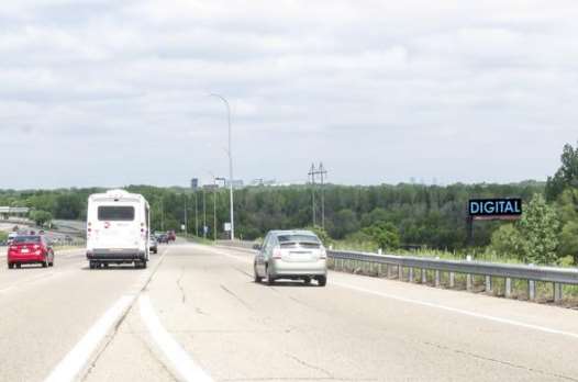 Location photo for Nicols Rd near Cedar Nichols Trailhead (Eagan)