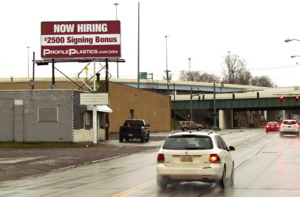 Cleveland Av SW WS 150ft S/O 15th St SW F/S - 1 Media