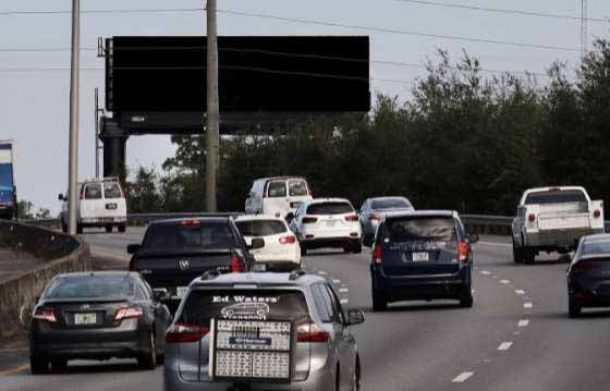 E/L I-95 GOLFAIR BLVD S F/S Media