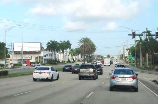 Location photo for N Florida Mango Rd near OKEECHOBEE RD at OKLAWAHA AVE (West Palm Beach)