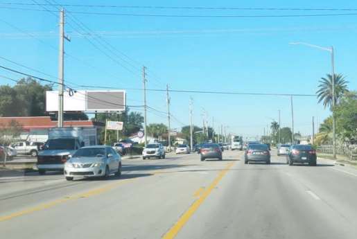 Location photo for 10th Ave N near 10TH AVE N at GULFSTREAM RD (Lake Worth Beach)