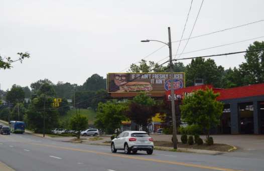 Location photo for Tunnel Rd near Kenilworth Rd at Aurora Dr (Asheville)