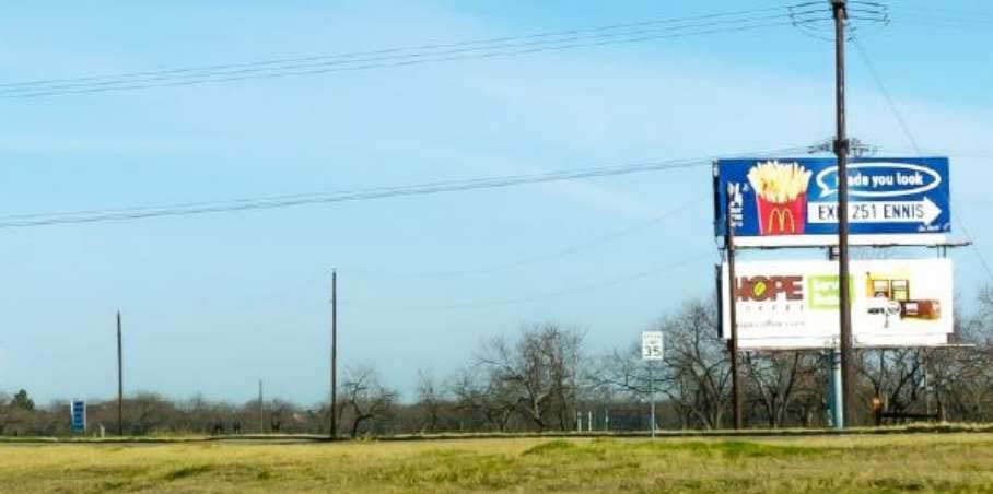 Location photo for IH 45; MM232-233; .4 Mi S/O
