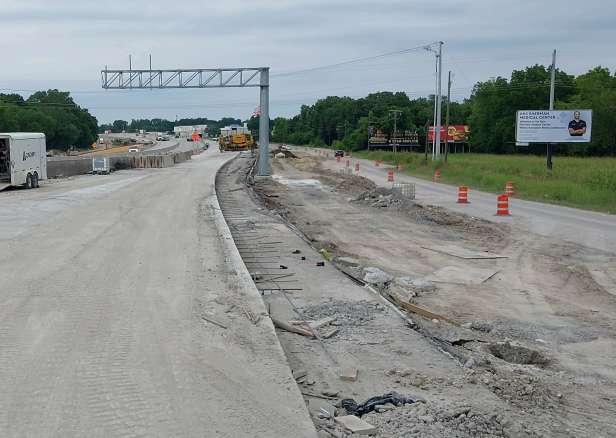 US 75 / .4 MI S/O PARK Media