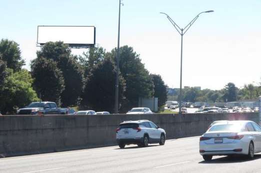 Location photo for Powers Ferry Rd near Town & Country Shopping Center (Marietta)