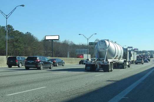 Location photo for I-75N ES 0.5mi S/O Delk Rd. F/N - 1