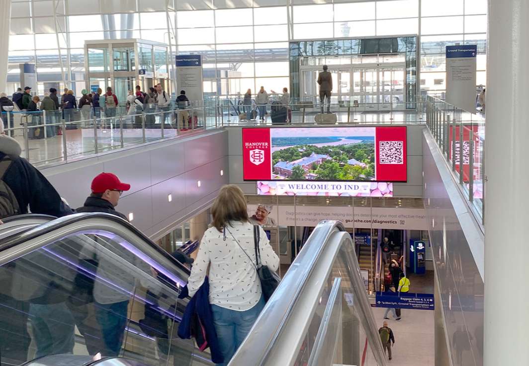 Escalators - Large Single Digital Display