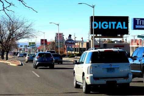 Location photo for Town and Country Shopping Center (Albuquerque)