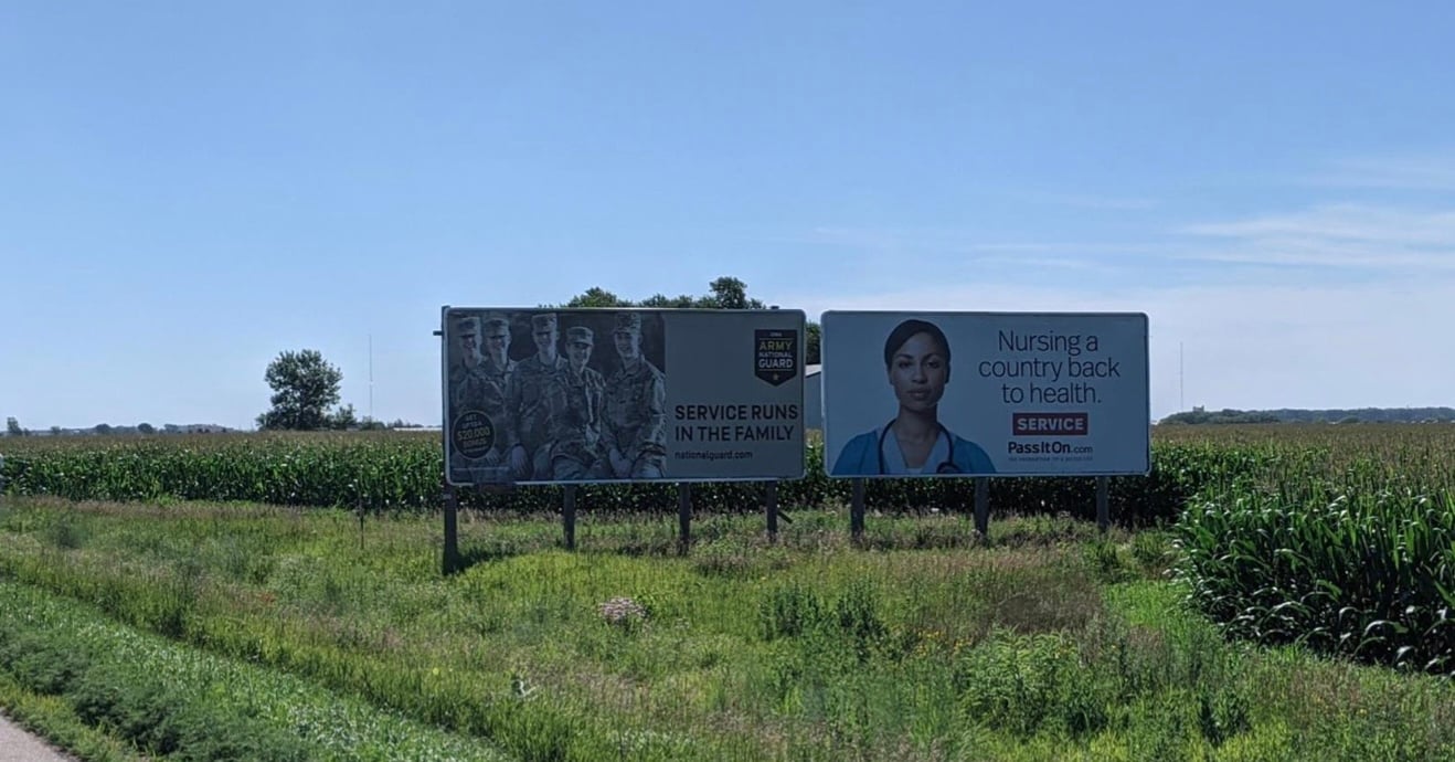 US 18 W 0.8 mi W/O US 71 SS F/W Media