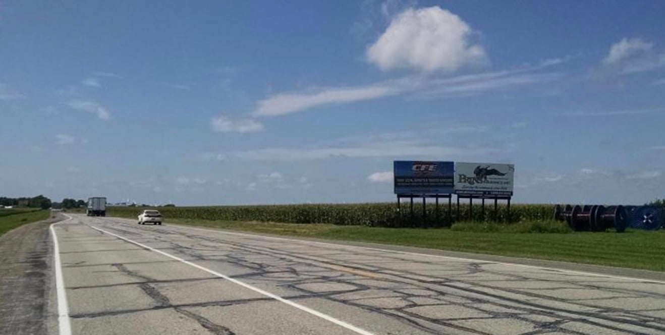 US 18 0.1 mi W/O US 59 NS F/E Media