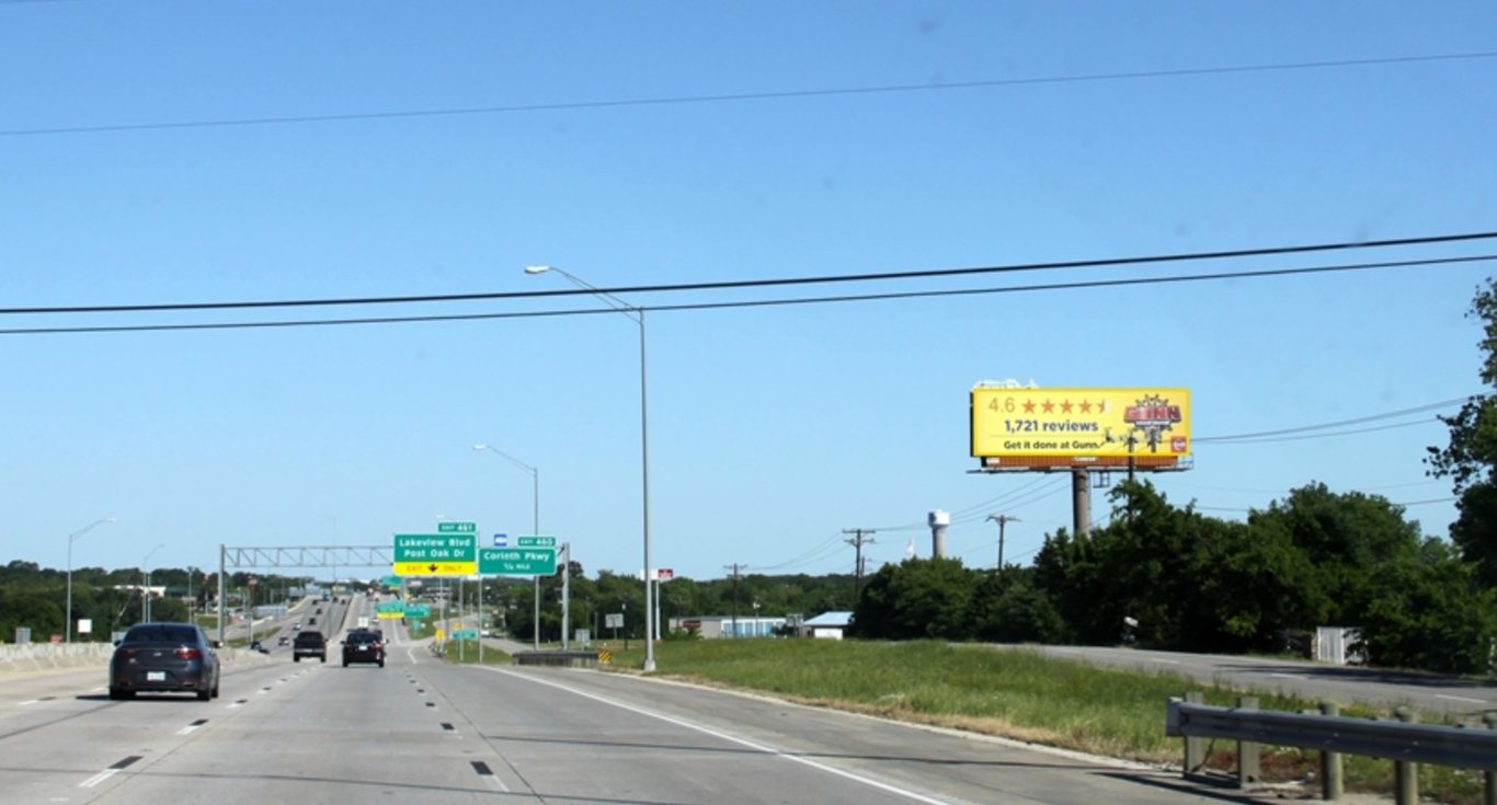 I-35E @ CORINTH ST. EXIT - NORTH STR. Media