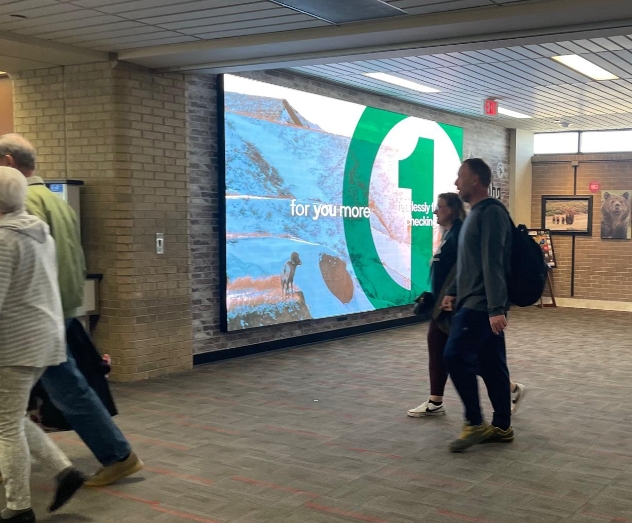 Concourse A & B - 2 Video Walls