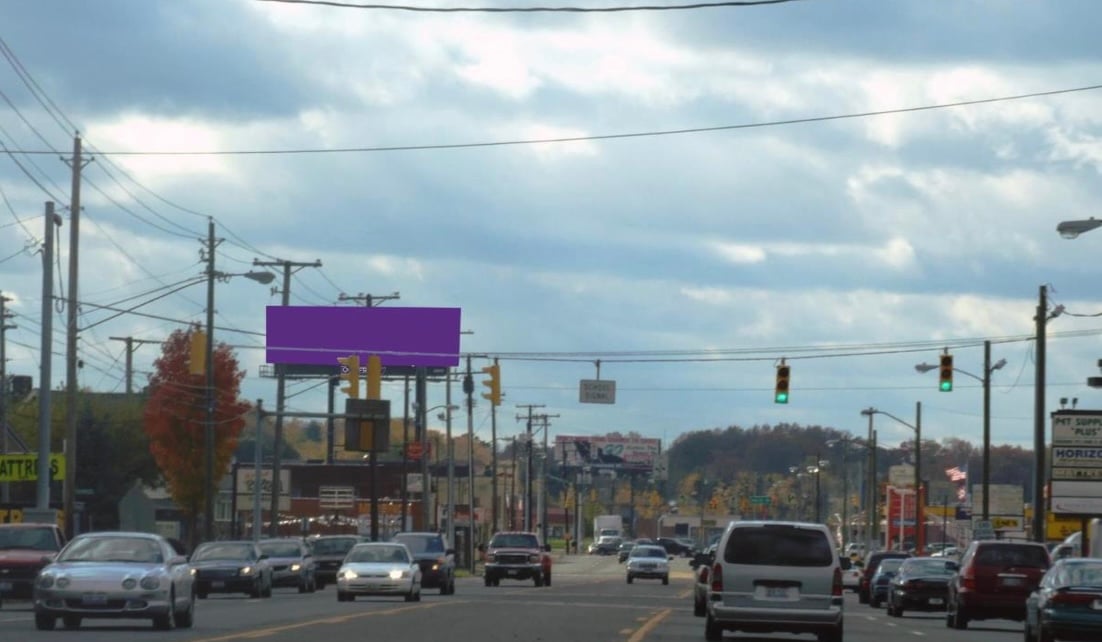 Location photo for Tuscarawas St W near W Tuscarawas St - 5000 Block (Canton)