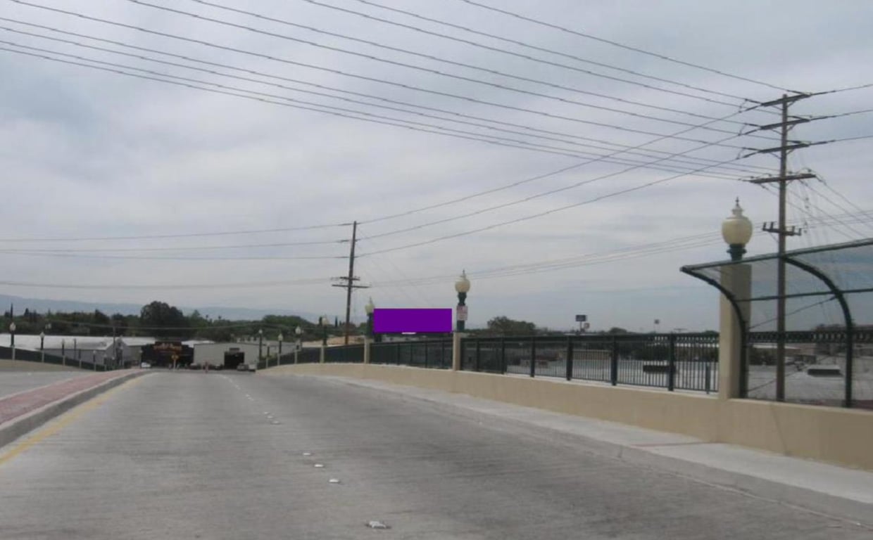 Location photo for Kansas Ave near Virginia Corridor Trailhead (Modesto)