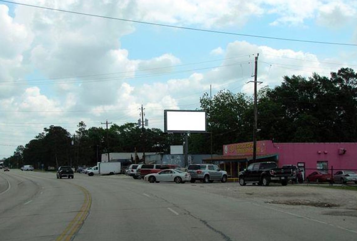 Location photo for Market St near Market At W Main (Baytown)
