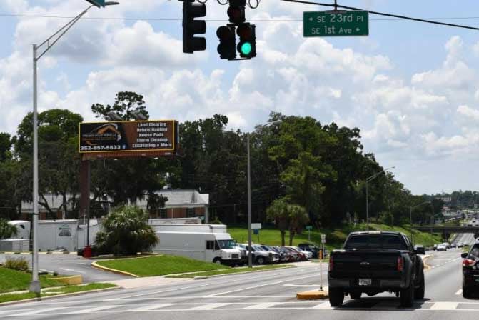 US 441 E/S 400' S/O CR 475 Media