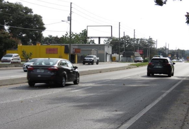 Location photo for N Orange Blossom Trail near N Orange Blossom Trail and Jones Ave (Zellwood)