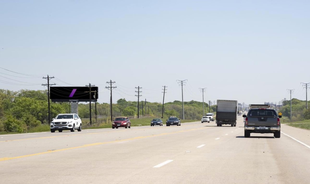 Hwy 380 E/O FM 2931 N/S F/W Media