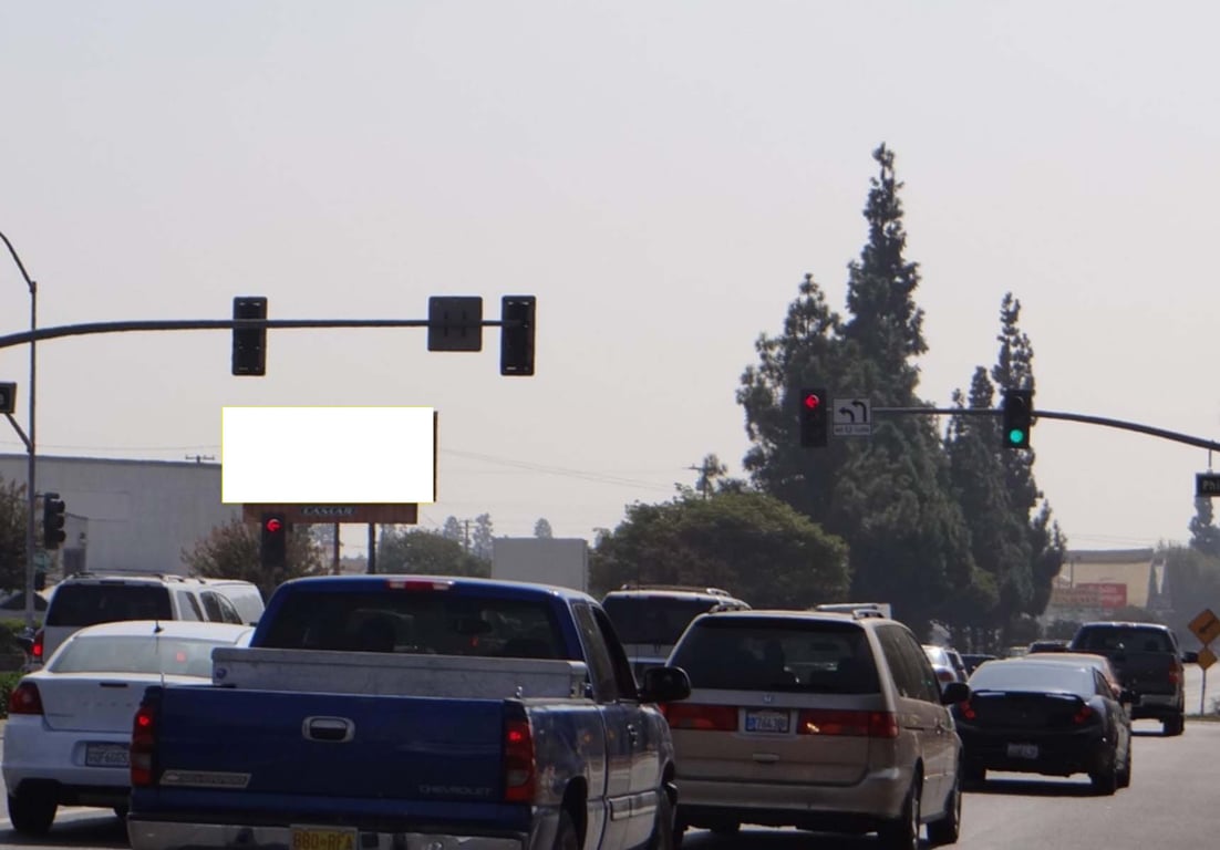 WHITTIER BL NL 150' E/O PHILADELPHIA WF Media