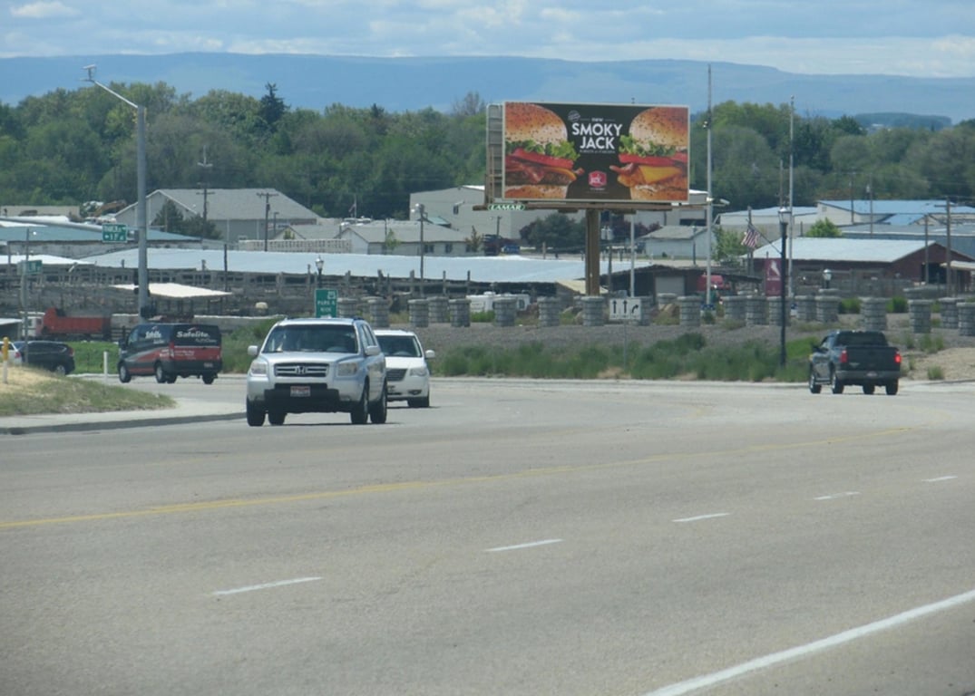 N 21st Ave WL 50' N/O Franklin & Commercial way Media