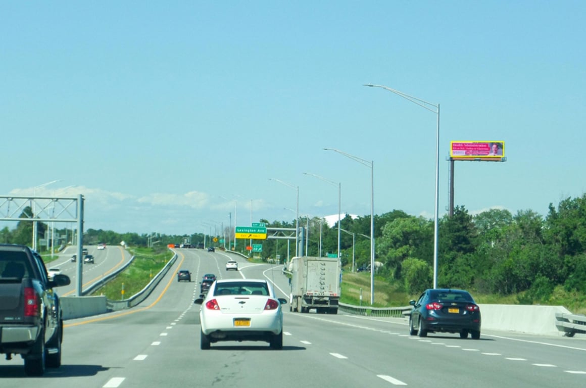 I-390 S/O Lexington E/L S/F Media