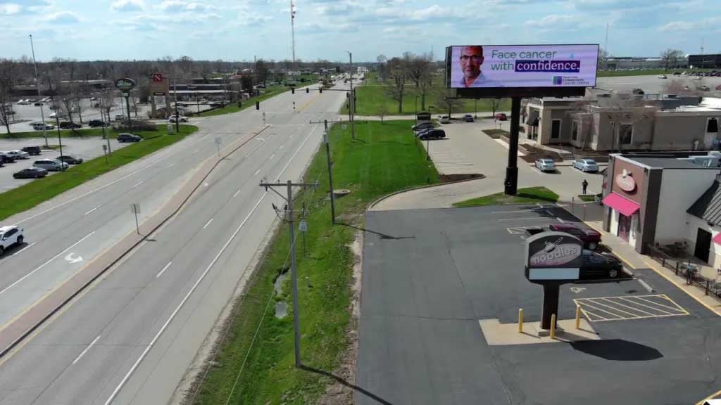 320 Collins RD NE- by Lindale mall Media