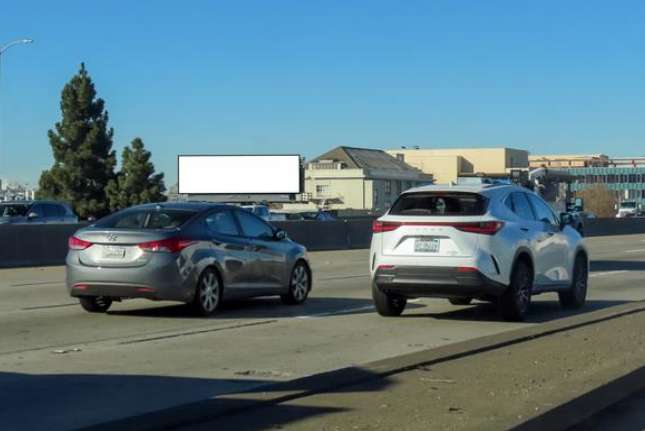 Location photo for 5th St near Asian Health Services Chenming & Margaret Hu Medical Center, Produce and Waterfront (Oakland)