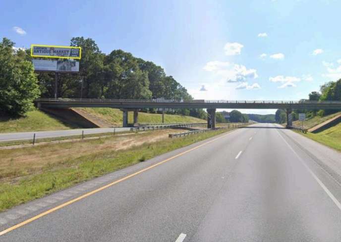 I-85 ES 1.22mi S/O SR 366 F/N - 1 Media