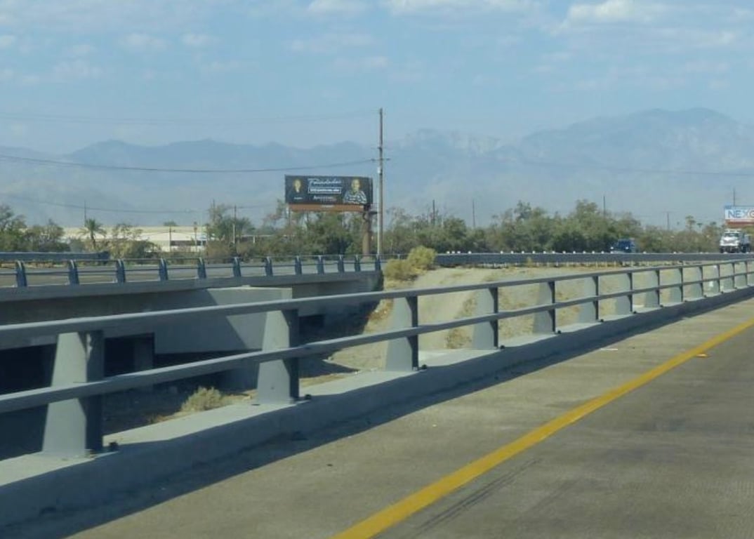 I-10 SL 1.4M E/O JEFFERSON EF
 Media