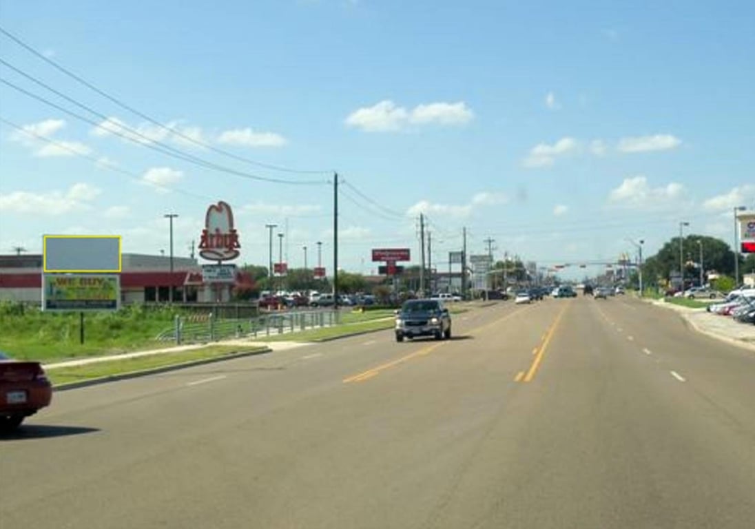 NAVARRO W/S 400' S/O AIRLINE SF LHR TOP